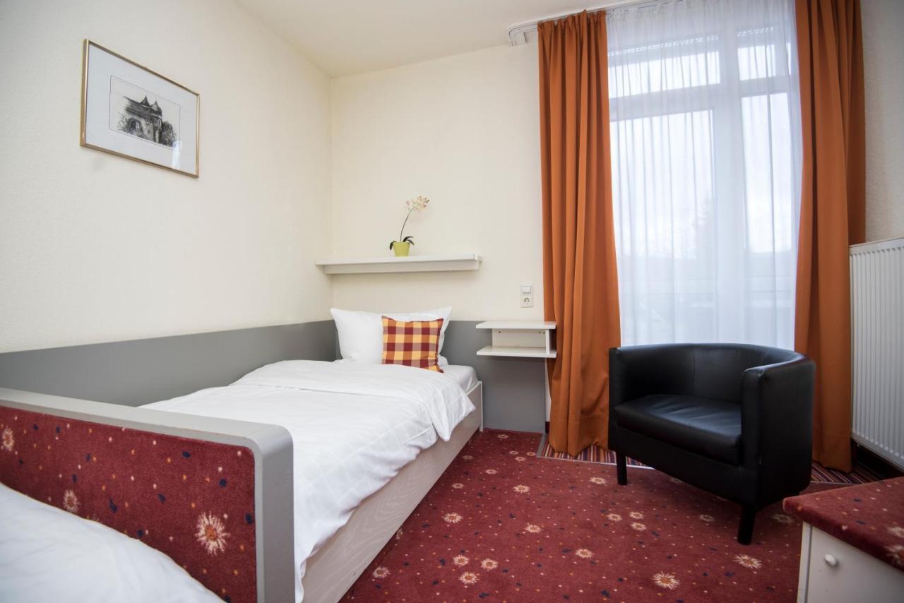 Akzent Hotel Hoehenblick Muehlhausen im Taele Extérieur photo