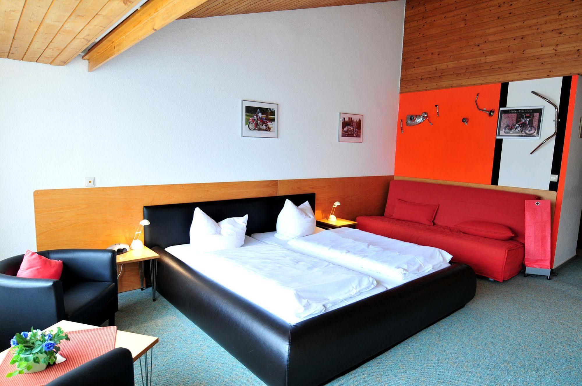Akzent Hotel Hoehenblick Muehlhausen im Taele Extérieur photo